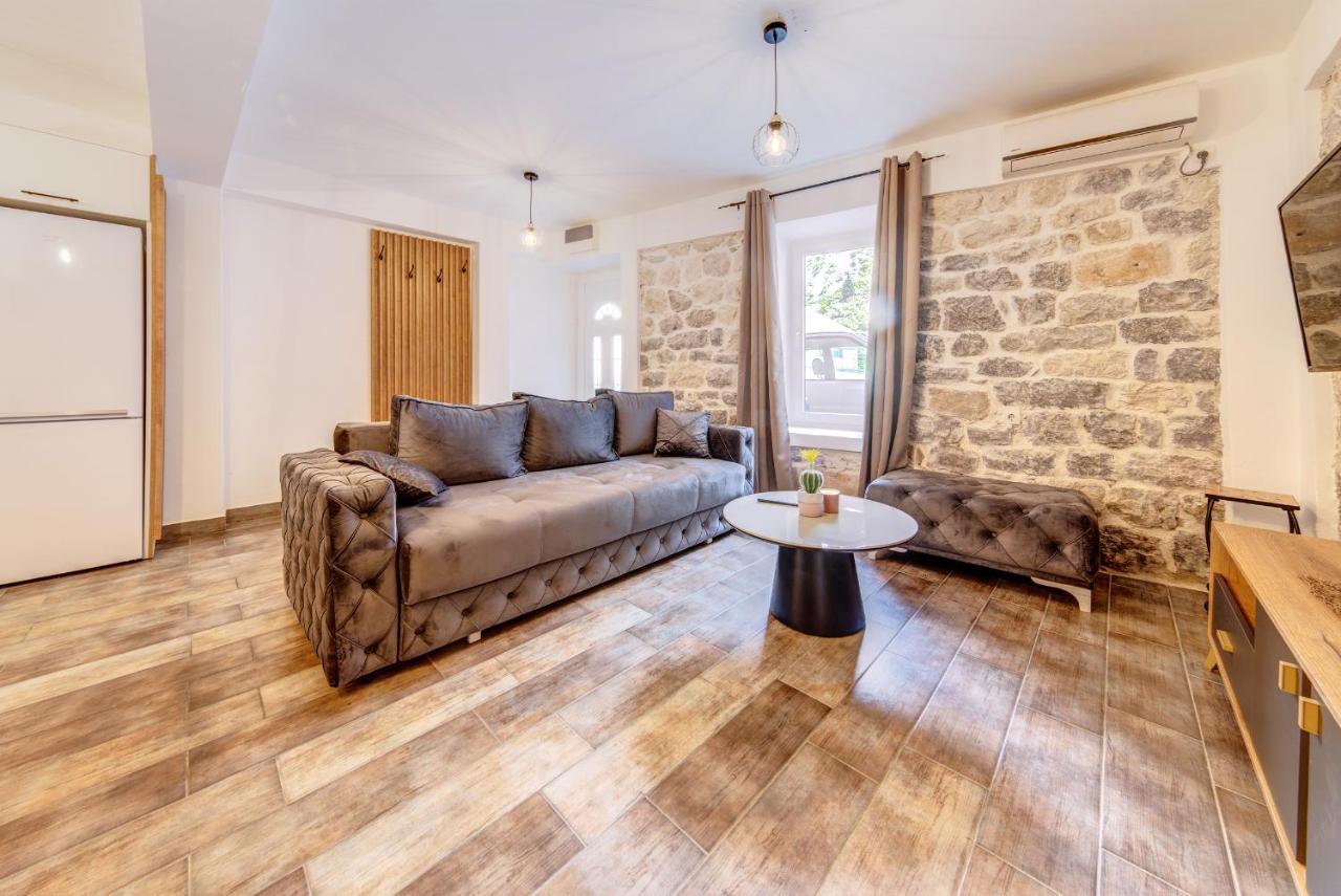 Happy Home Apartments Κότορ Εξωτερικό φωτογραφία