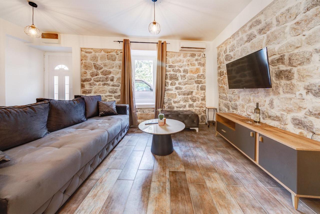 Happy Home Apartments Κότορ Εξωτερικό φωτογραφία
